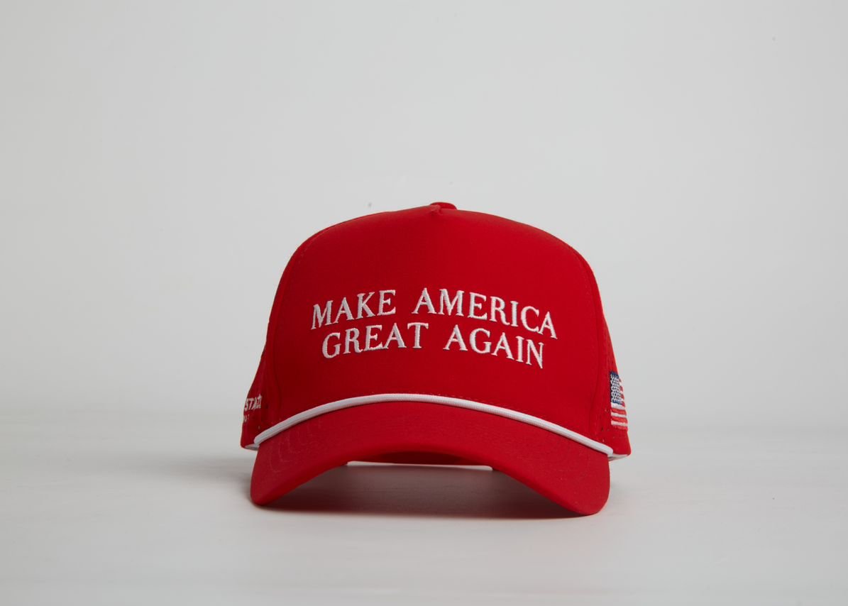 THE MAGA GOLF HAT - RED